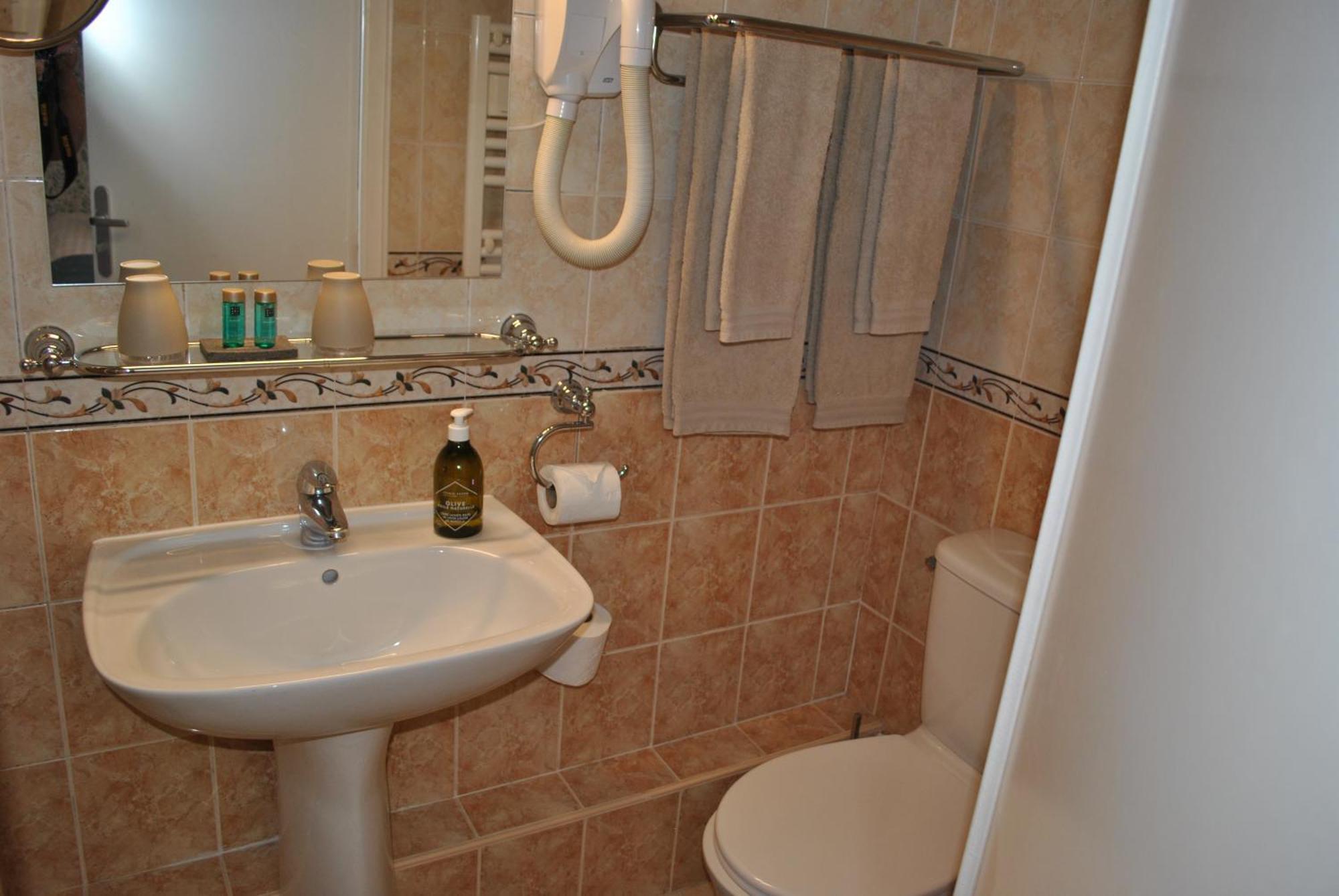 Hotel Ty Gwenn La Baule Екстериор снимка